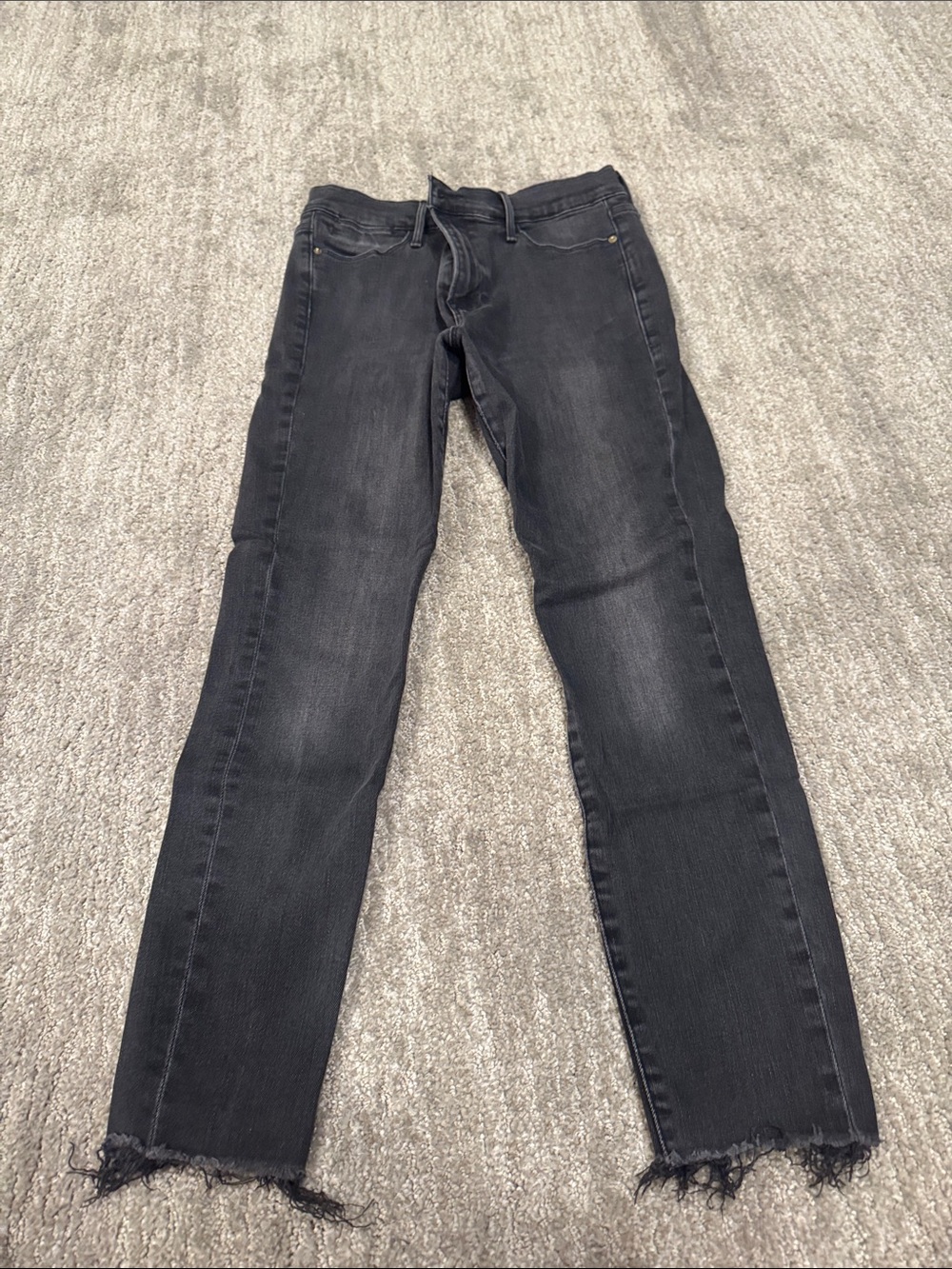Frame Denim Women's Black Skinny Jeans with Frayed Hem